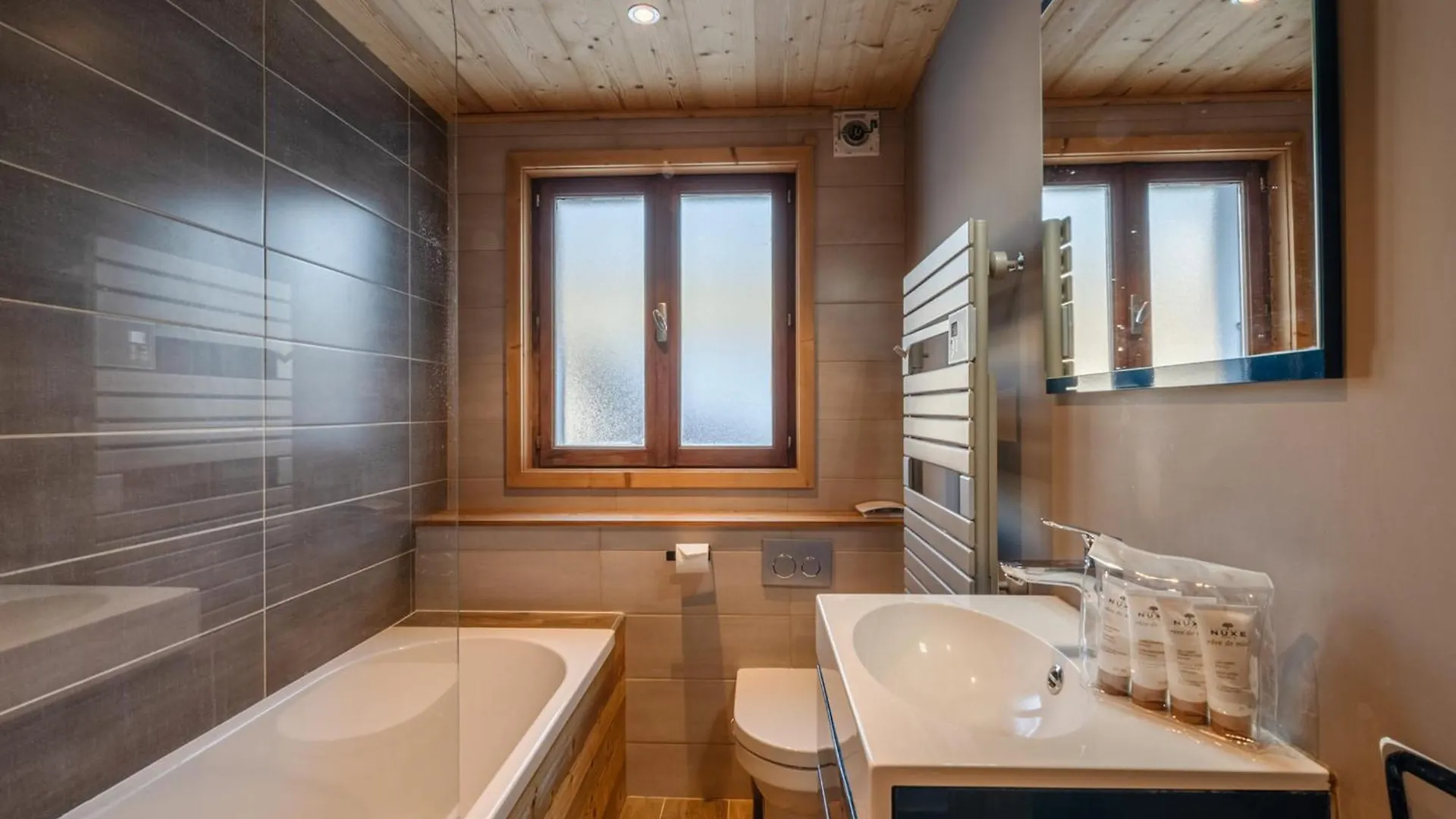 Morzine : Appartement 3P, 55M², Proche Centre, Navette & Pistes, 4 Pers, Parking, Animaux Admis - Fr-1-754-86 0*,